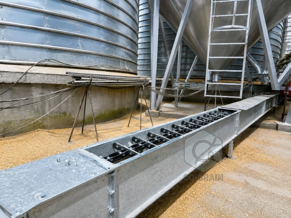 Drag Chain Conveyor for Grain Transfer