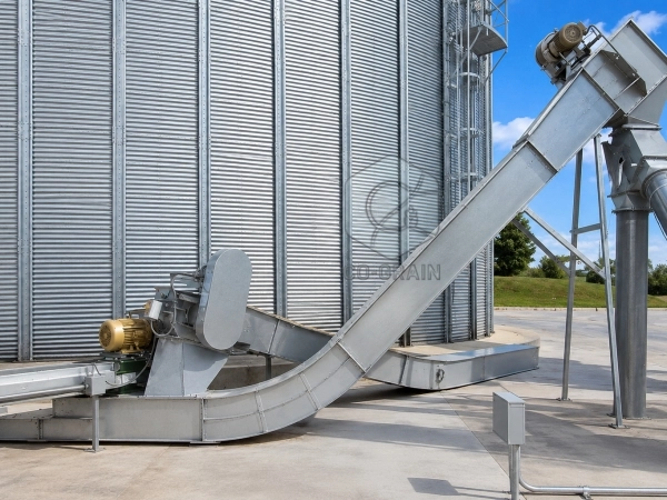 Inclined Chain Conveyor for Grain Handling